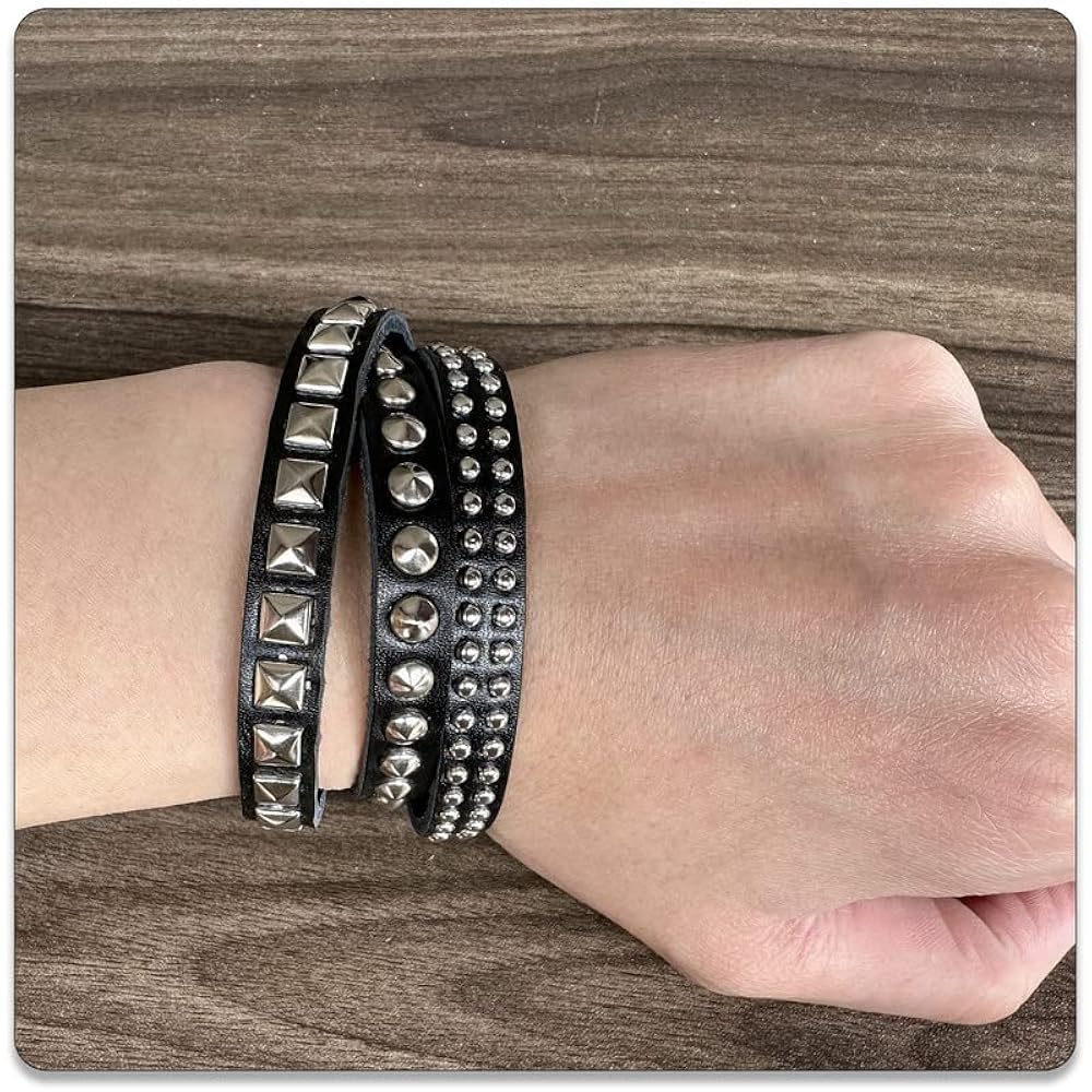 アクセサリー Bracelet,silver studded Amazon.com: PEAS Punk Jewelry Pyramid Studded Wristband